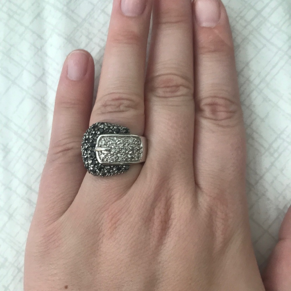 Rhinestone crusted belt ring